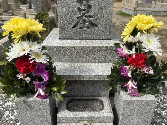 丁寧な作業と事前事後の報告で安心！心を込めたご先祖様への想いをお届けしますサービスの画像
