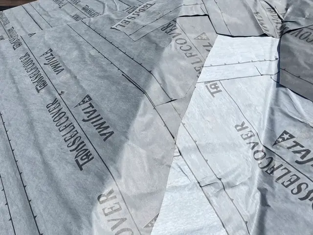 屋根葺き替え工事はお任せください！サービスの画像