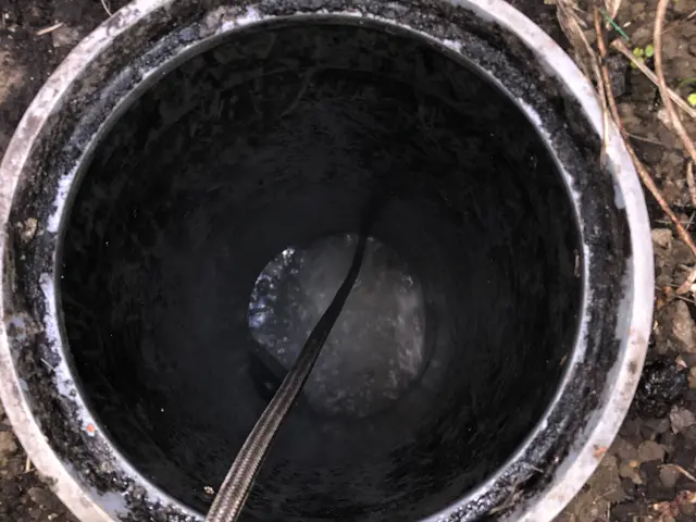 排水管が詰まって困ったら油罠本舗ぜひとも！すぐに問題解決致します！サービスの画像