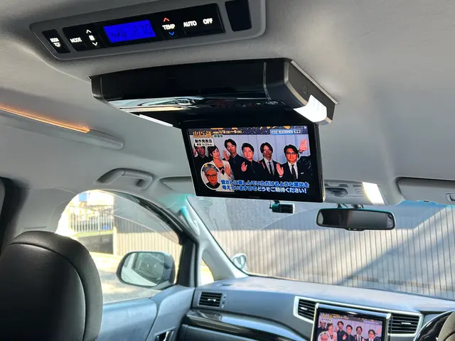 フリップダウンモニター　出張取付　国産サービスの画像