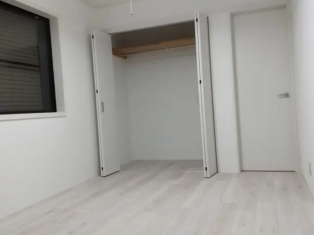 賃貸物件や中古物件に大人気！和室から自分好みの洋室へ！アフター工事も対応！サービスの画像