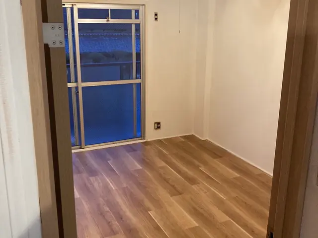 賃貸物件や中古物件に大人気！和室から自分好みの洋室へ！アフター工事も対応！サービスの画像