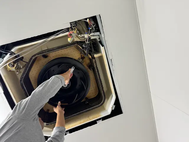 【大手現場の作業実績あり】店舗・事務所などのお掃除も対応しております。サービスの画像