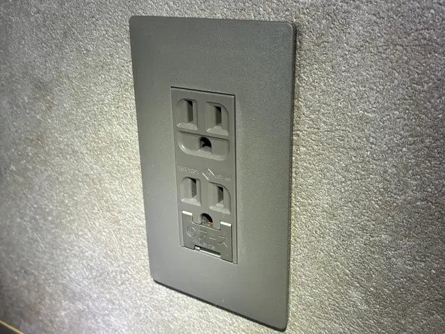 室内コンセント（増設）・電気スイッチ（増設）工事サービスの画像
