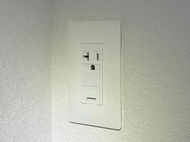 室内コンセント（増設）・電気スイッチ（増設）工事サービスの画像
