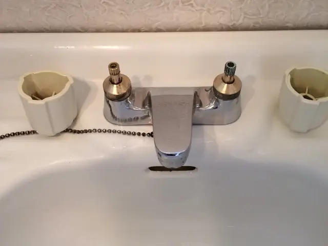 洗面所をぴかぴかに真心込めて綺麗にいたします！！サービスの画像