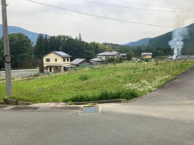 ★年中無休★伸びた雑草・お庭や畑・アパートの共有部分の草刈りなどお任せください！サービスの画像