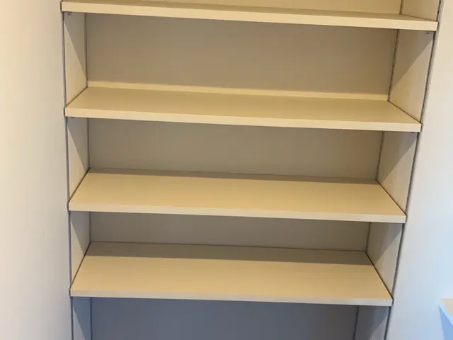 可動棚・自在棚取付！部品提案もお任せ下さい！サービスの画像