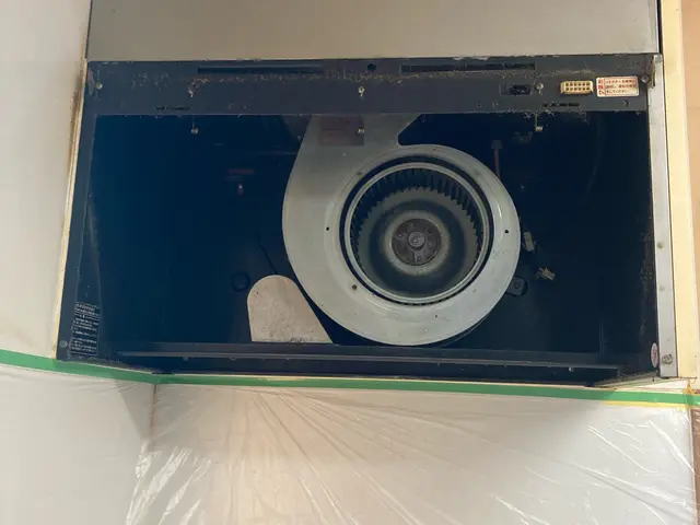 《年中無休》作業外注一切なし◎損害保険加入済みでもしもの際に安心です。サービスの画像