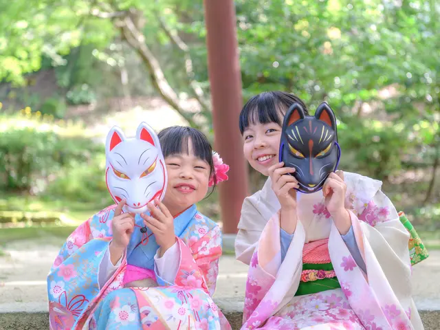 【★和傘・刀・撮影小物　無料貸出し★】8年の経験で、笑顔溢れる思い出づくり！