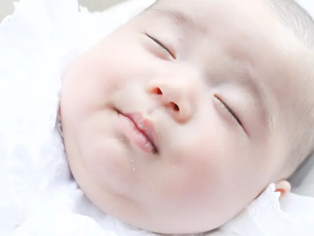 ニューボーンフォト｜触れない自然撮影（芦屋限定）