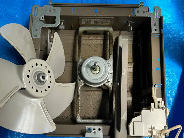 大手量販店での年間実績1000件以上！中々取れない油汚れ当店にお任せ下さい♪サービスの画像