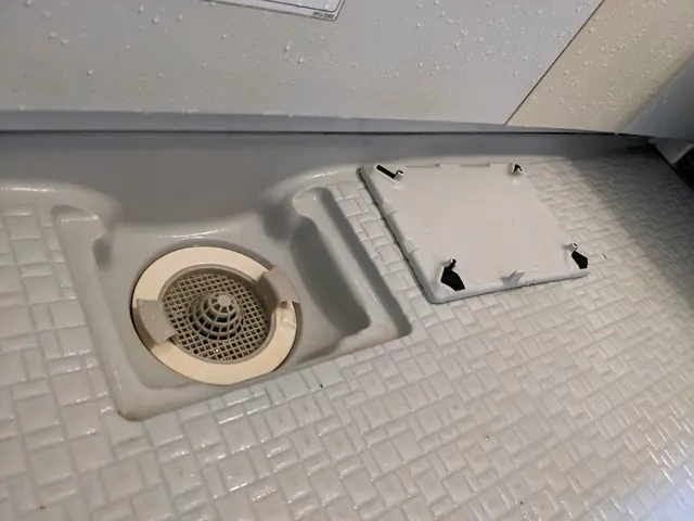 浴室のカビ、石鹸カスのお困りお任せ下さい！！サービスの画像