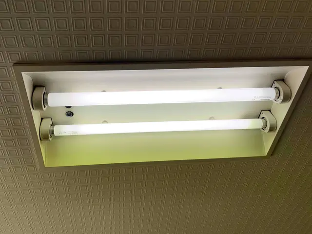 蛍光灯から ＬＥＤ化【交換・バイパス工事】サービスの画像