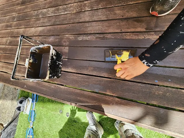 ウッドデッキ塗装サービスの画像