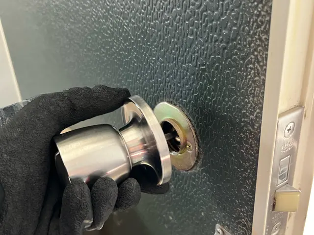 ☆初出店です☆　玄関等の鍵交換・老舗鍵屋連携で安心確実！女性スタッフ同行可能！サービスの画像