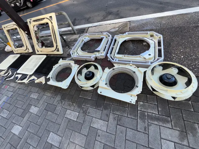 【毎日限定4台まで】☆全メーカー対応の専門店☆（業務用エアコンもお任せあれ!)サービスの画像