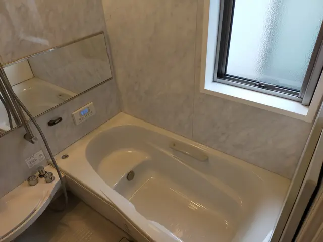 がんばって掃除しても、この水垢、黒ずみ落とせない…そんな悩み、ありませんか？サービスの画像