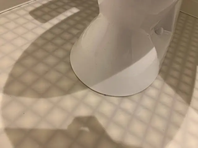 【PayPay対応】こびりついた尿石の除去、トイレを快適空間に！サービスの画像