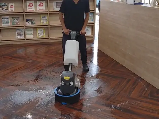 介護施設・病院・店舗☆床クリーニング・施設メンテナンスはお任せください☆サービスの画像