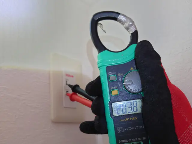 コンセント交換サービスの画像