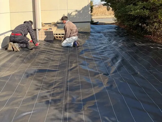 防草シート施工サービスの画像