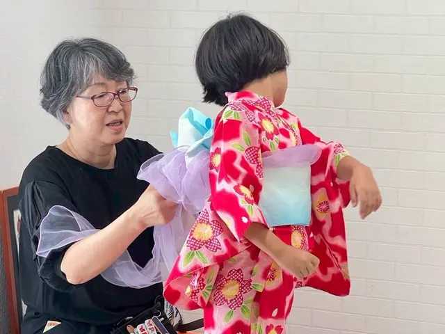 卒業袴・訪問着など、相模原からご自宅や会場に出張してお着付けします！ヘアセット可