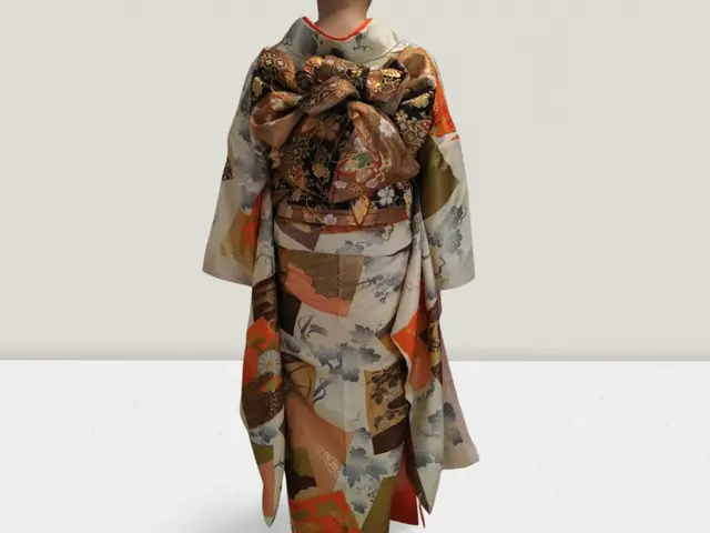 卒業袴・訪問着など、相模原からご自宅や会場に出張してお着付けします！ヘアセット可