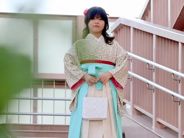 卒業袴・訪問着など、相模原からご自宅や会場に出張してお着付けします！ヘアセット可