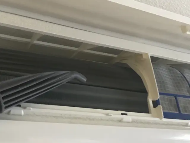 4月〜受付開始シーズン前の早割【業歴20年の実績】安いと綺麗を両立！エアコン清掃サービスの画像