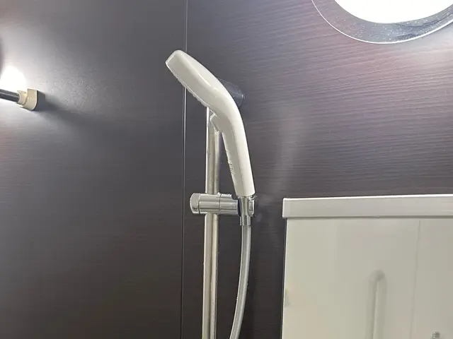 女性スタッフ同行OK！すべて自社対応！訪問時の駐車場代は当店が負担します！サービスの画像