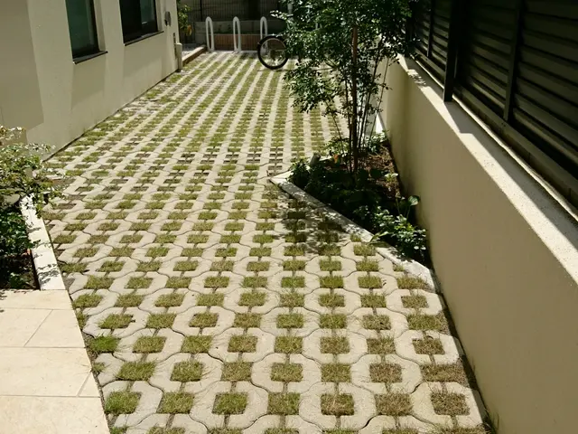 元服飾デザイナー&元東京都公園協会職員サービスの画像