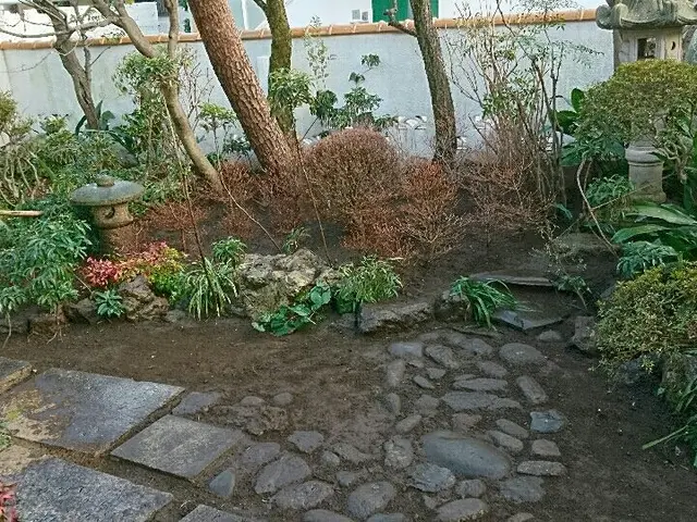 元服飾デザイナー&元東京都公園協会職員サービスの画像