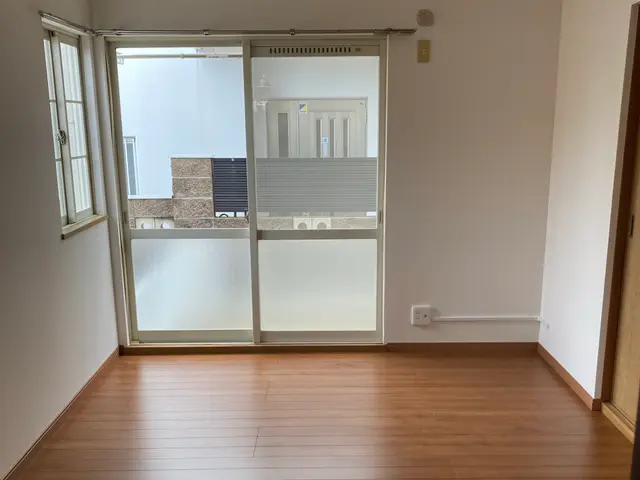 女性スタッフ指定可能で安心、営業時間外や対応地域外もご相談承りますサービスの画像