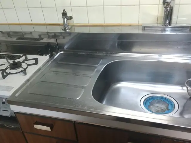 《キッチンクリーニング》月100件の経験と技術。お部屋掃除のプロがお伺い致しますサービスの画像