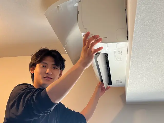 ★エアコンクリーニング専門店★各メーカー、各機種、古い機種でも何でも出来ます！！サービスの画像