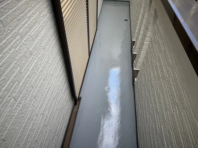 ベランダ塗り替え！最短1日施工！サービスの画像