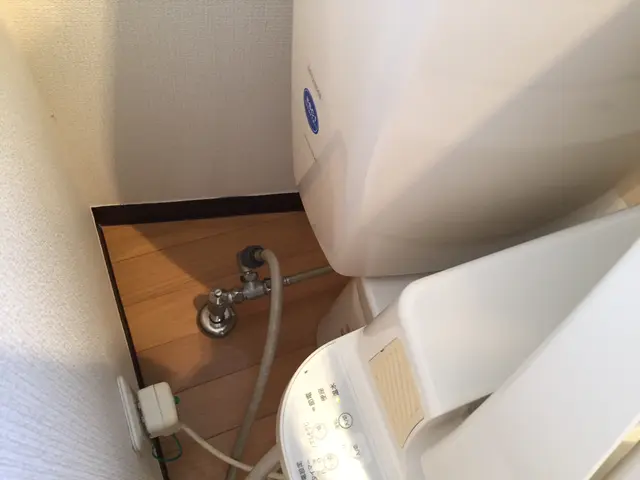 《ウォシュレット清掃付き！》トイレ洗浄1台8000円～複数台がお得♪サービスの画像