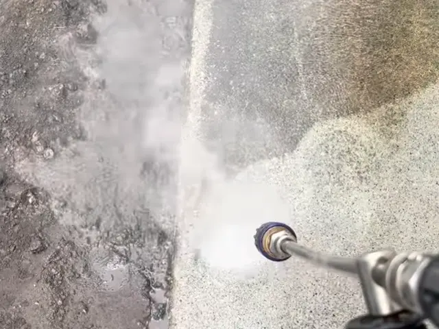 ◇排水管高圧洗浄&グリストラップ洗浄、専門業者！全排水管洗浄は1年の補償付き！サービスの画像