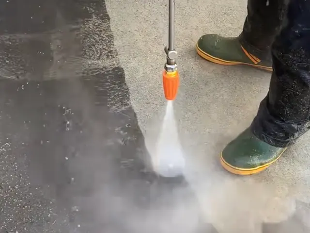 ◇排水管高圧洗浄&グリストラップ洗浄、専門業者！全排水管洗浄は1年の補償付き！サービスの画像