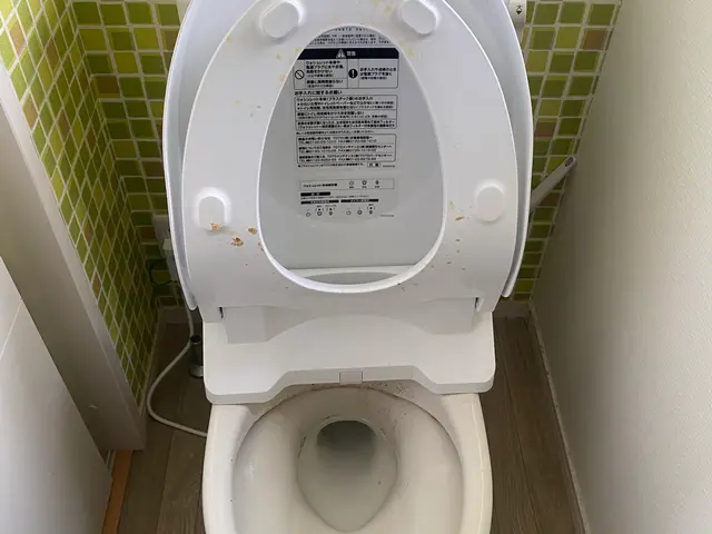 【尿石、黒ずみ、水垢除去します】隅々まで綺麗に仕上げます！サービスの画像