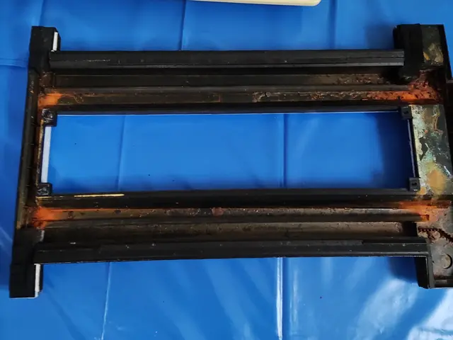 エコ洗剤、オゾン水すすぎ無料。業務用エアコン用高圧洗浄機で丁寧に洗浄します。サービスの画像