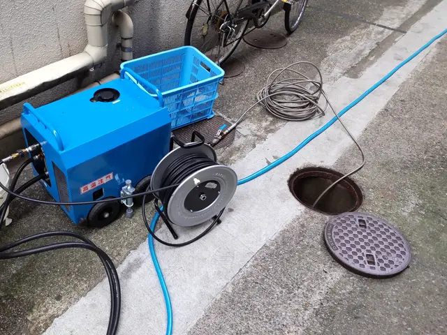 【禁煙】高圧洗浄します。【詰まり】【悪臭】にも対応！サービスの画像