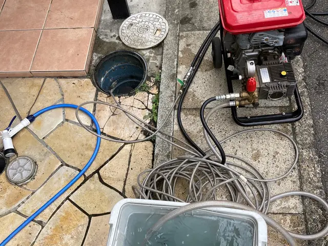 高圧洗浄歴13年！清掃はもちろん詰まりもお任せください。サービスの画像