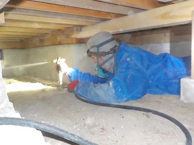 有資格者による安心施工！年間実績2,000件以上施工！サービスの画像