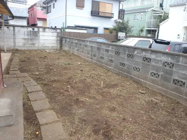 植木伐採、抜根。　きれいに仕上げます！本数に応じて値引きします。サービスの画像