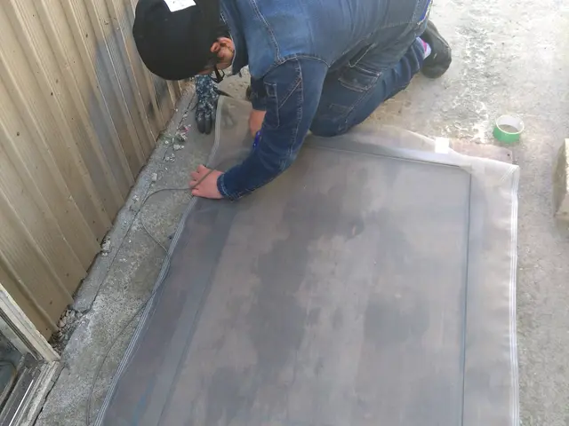 [1989年創業] 笑顔の素敵なスタッフが、丁寧に網戸の張り替えいたします！サービスの画像