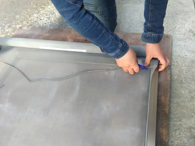 [1989年創業] 笑顔の素敵なスタッフが、丁寧に網戸の張り替えいたします！サービスの画像