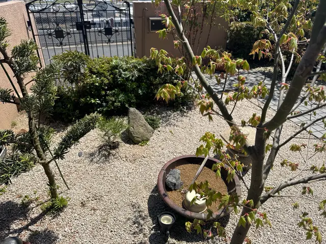 お庭は住む人の心^_^  きれいにお手入れしてあげるとココロも潤います！！サービスの画像