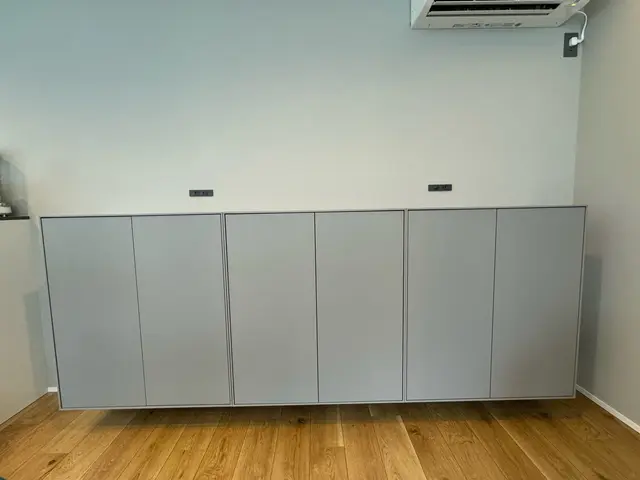 2025年[金賞]店舗！できる限り何でも壁掛けいたします。ブログをご覧下さい！サービスの画像